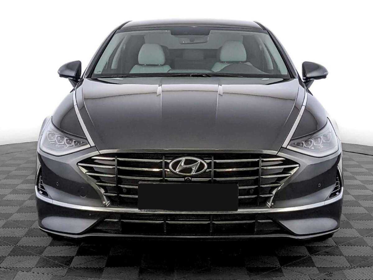 Hyundai Sonata с пробегом — 2022 год. Фото: #1