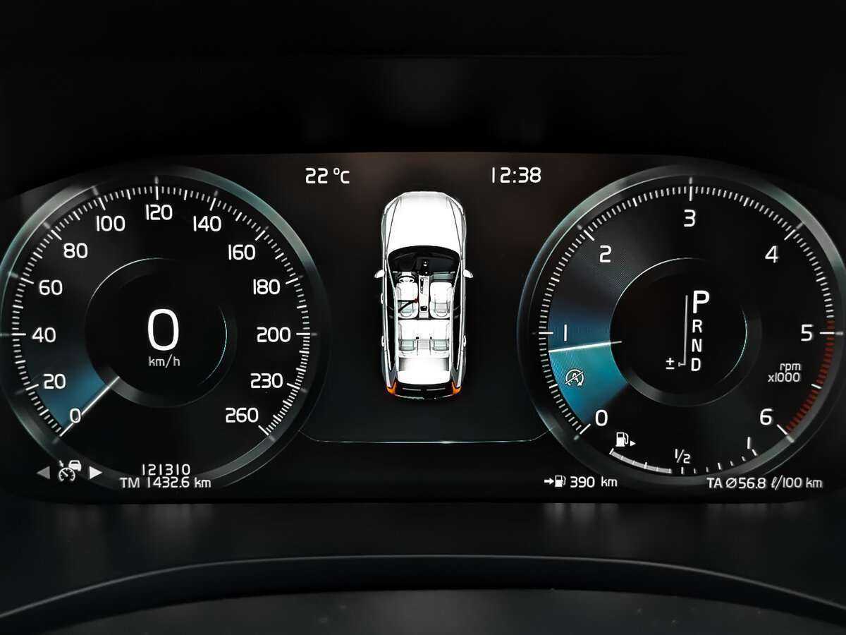 Volvo XC60 с пробегом — 2018 год. Фото: #11