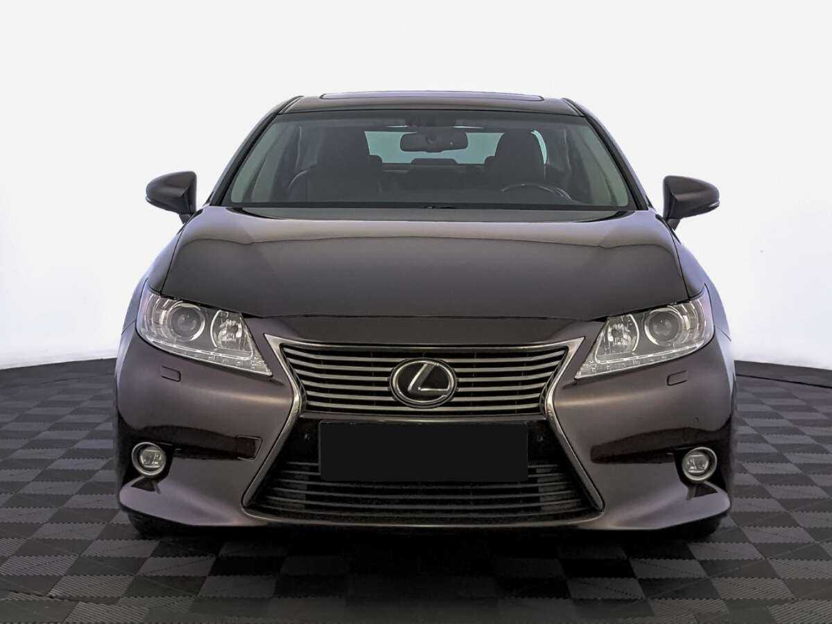 Lexus ES с пробегом — 2014 год. Фото: #1