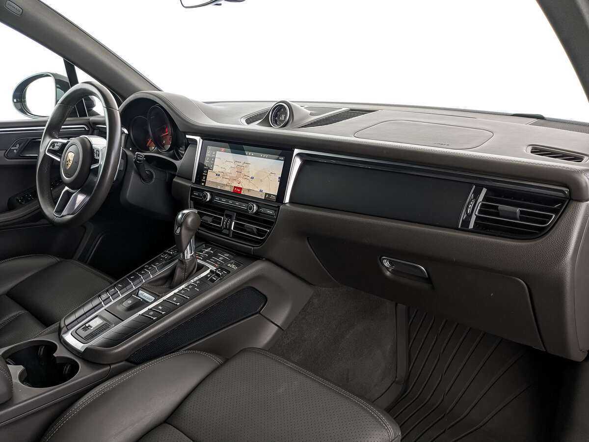 Porsche Macan с пробегом — 2020 год. Фото: #12