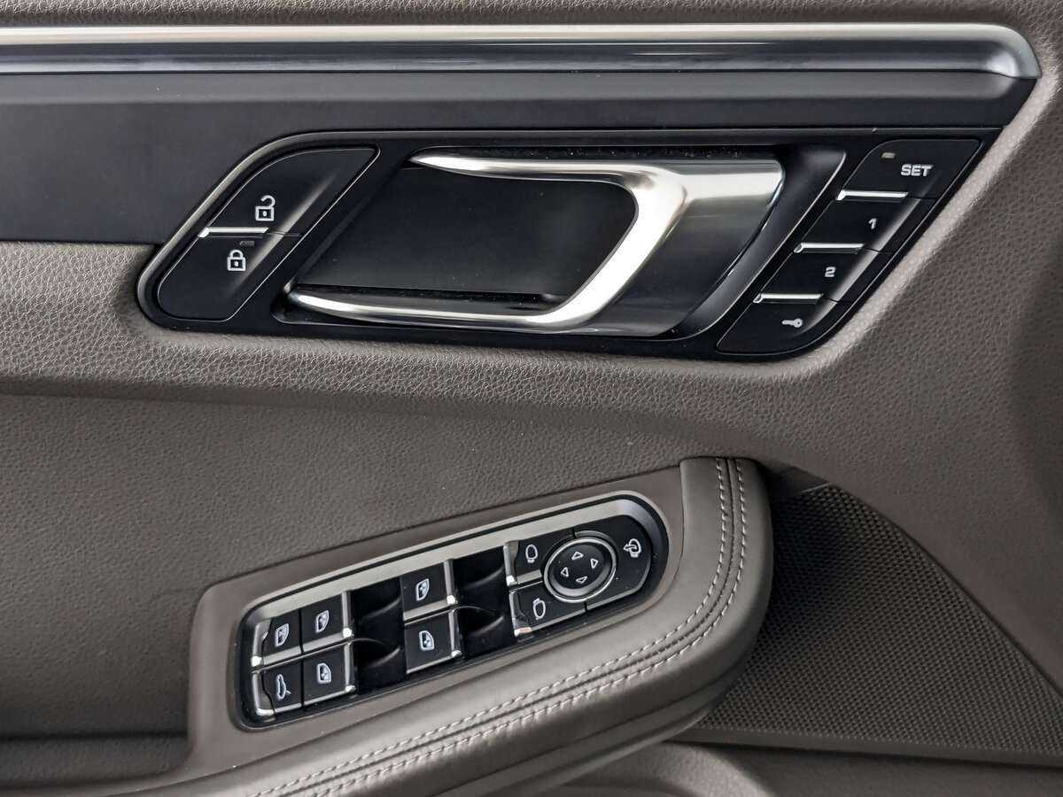 Porsche Macan с пробегом — 2020 год. Фото: #25