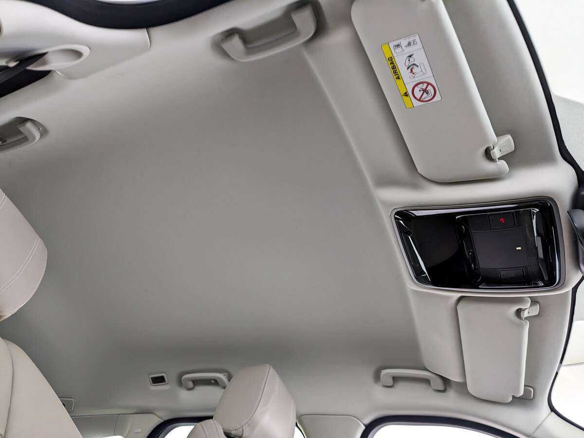 Land Rover Range Rover Velar с пробегом — 2020 год. Фото: #18