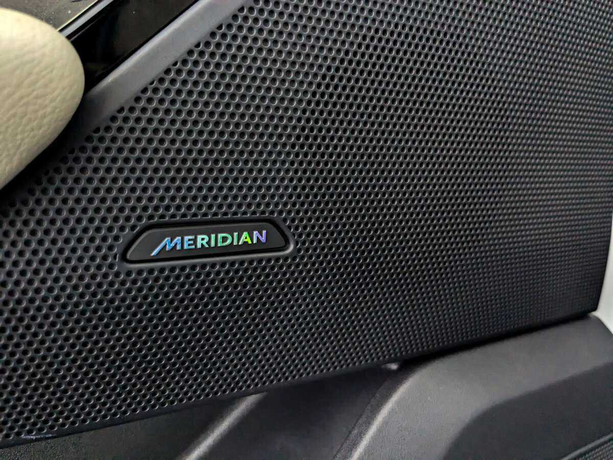 Land Rover Range Rover Velar с пробегом — 2020 год. Фото: #22