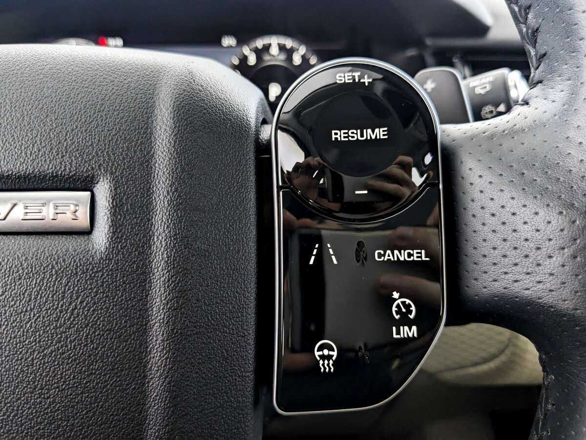 Land Rover Range Rover Velar с пробегом — 2020 год. Фото: #24