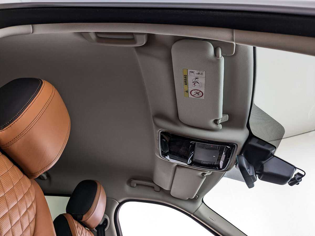 Land Rover Range Rover Velar с пробегом — 2020 год. Фото: #19