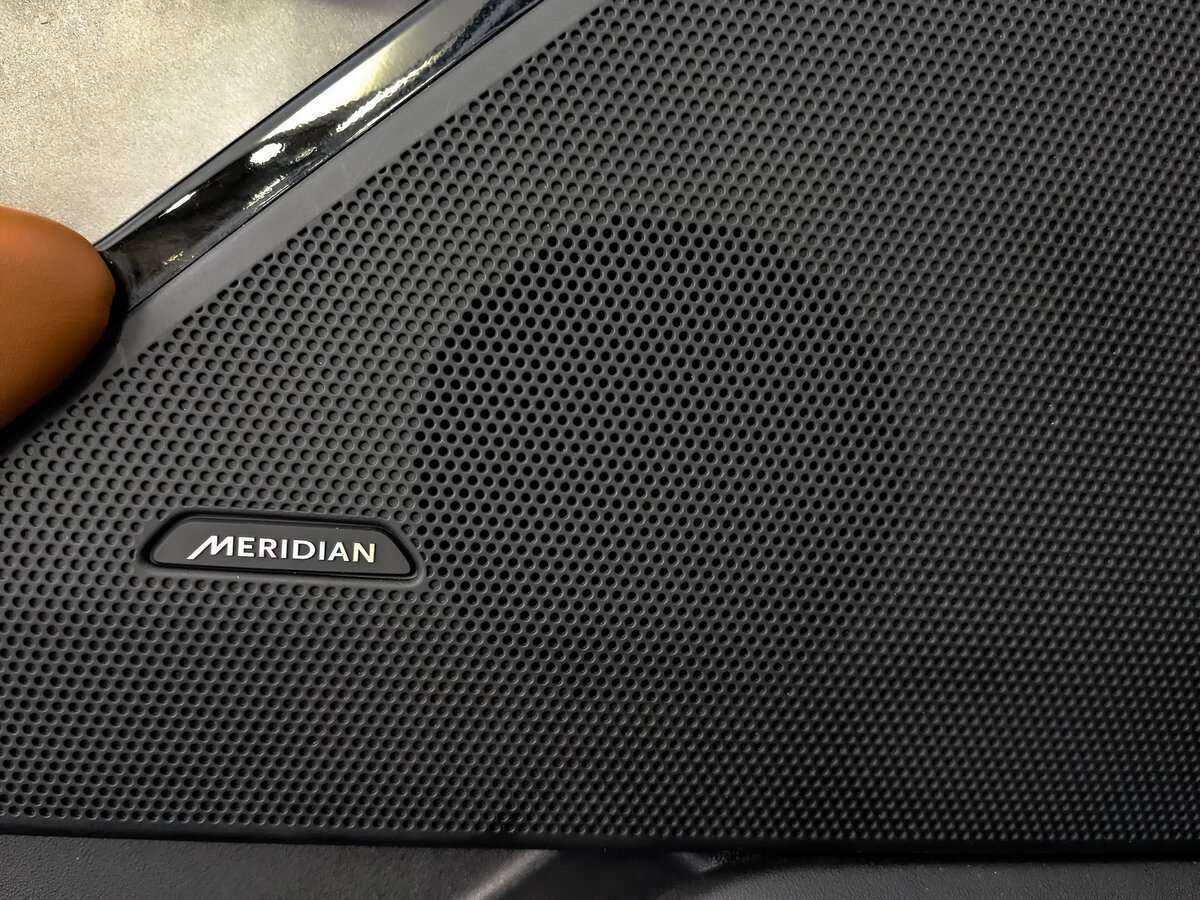 Land Rover Range Rover Velar с пробегом — 2020 год. Фото: #22