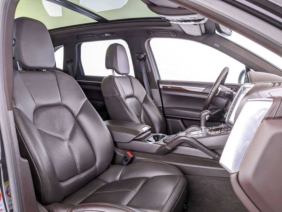 Porsche Cayenne с пробегом — 2013 год. Фото: #18