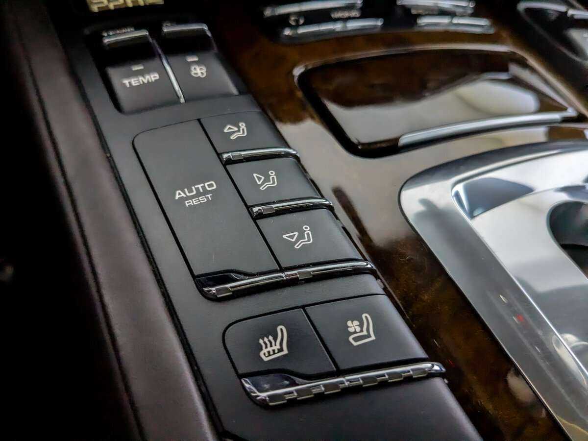 Porsche Cayenne с пробегом — 2013 год. Фото: #21