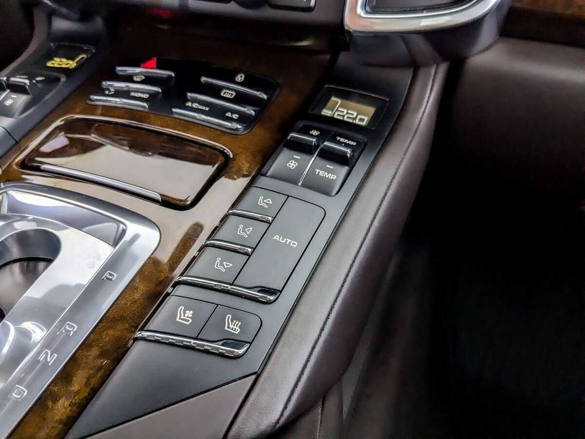 Porsche Cayenne с пробегом — 2013 год. Фото: #24