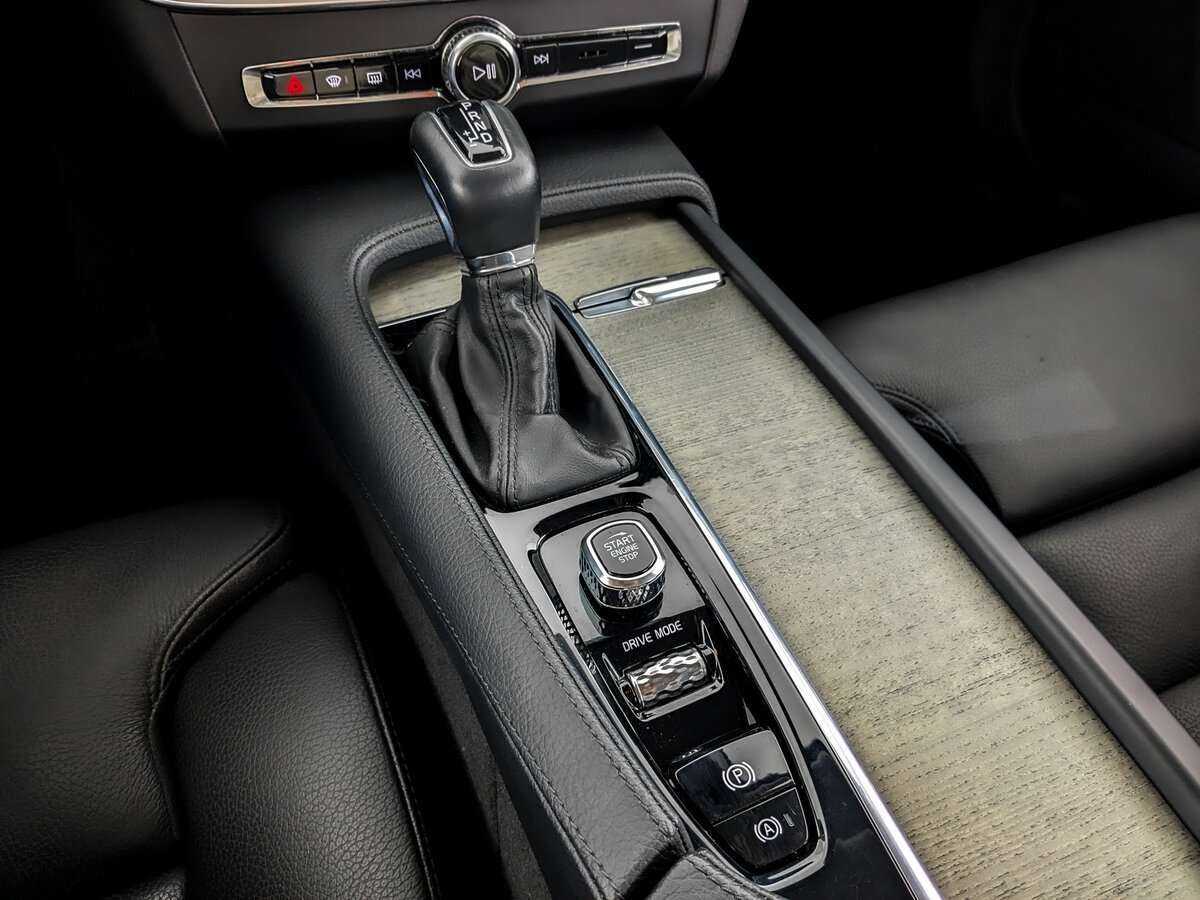 Volvo S90 с пробегом — 2021 год. Фото: #24