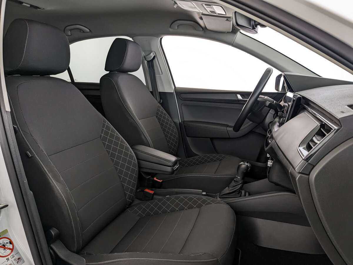 Skoda Rapid с пробегом — 2020 год. Фото: #19