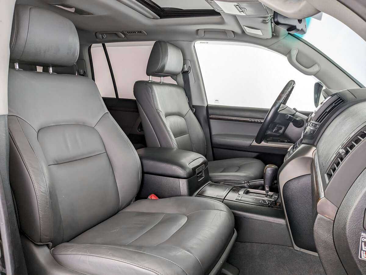 Toyota Land Cruiser с пробегом — 2008 год. Фото: #15