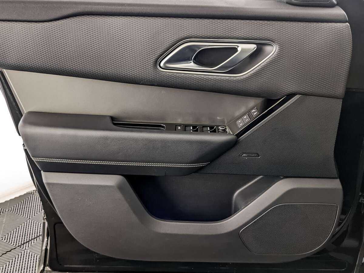 Land Rover Range Rover Velar с пробегом — 2020 год. Фото: #12