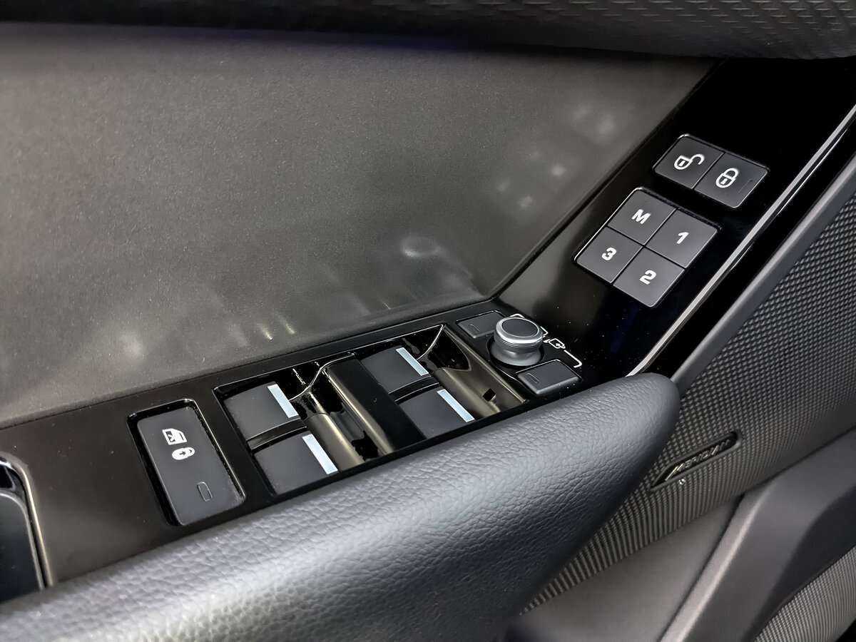 Land Rover Range Rover Velar с пробегом — 2020 год. Фото: #22