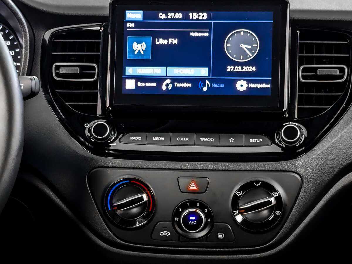 Hyundai Solaris с пробегом — 2022 год. Фото: #11