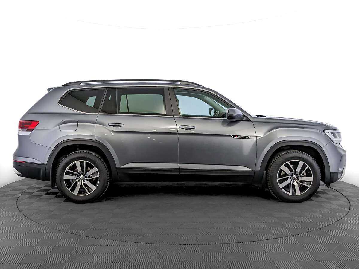 Volkswagen Teramont с пробегом — 2021 год. Фото: #3