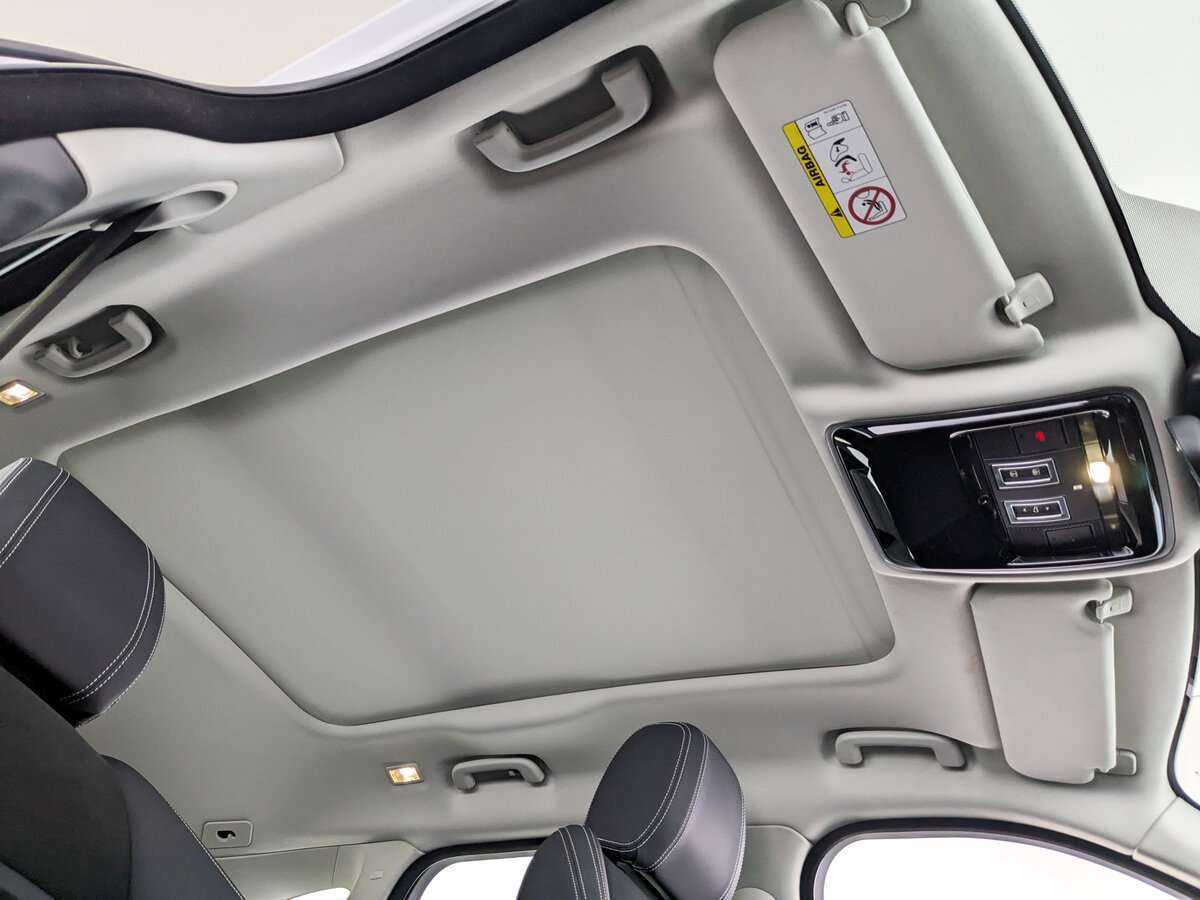 Land Rover Range Rover Velar с пробегом — 2020 год. Фото: #17