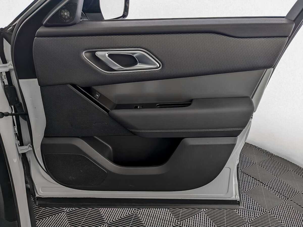 Land Rover Range Rover Velar с пробегом — 2020 год. Фото: #19