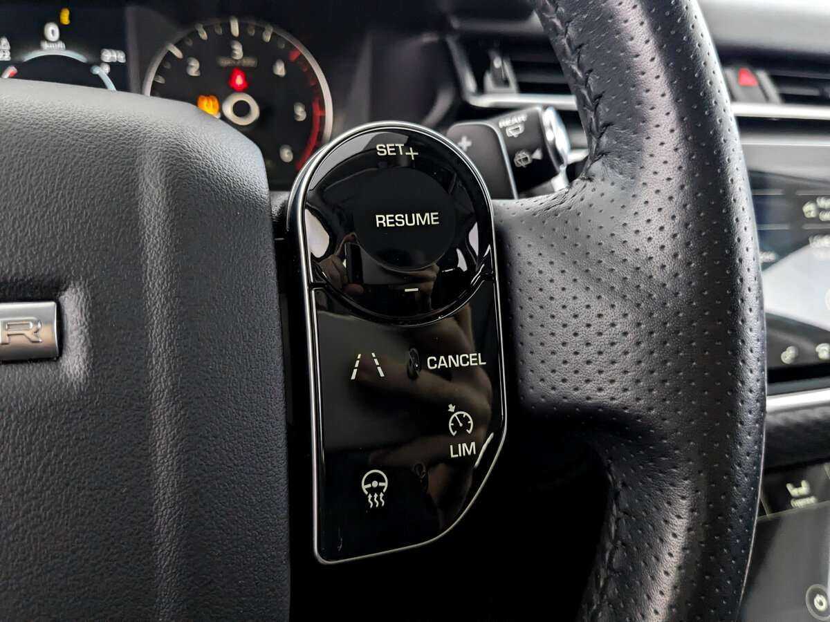 Land Rover Range Rover Velar с пробегом — 2020 год. Фото: #21