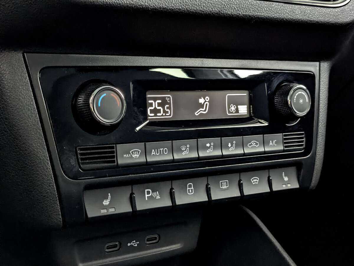 Volkswagen Polo с пробегом — 2021 год. Фото: #14