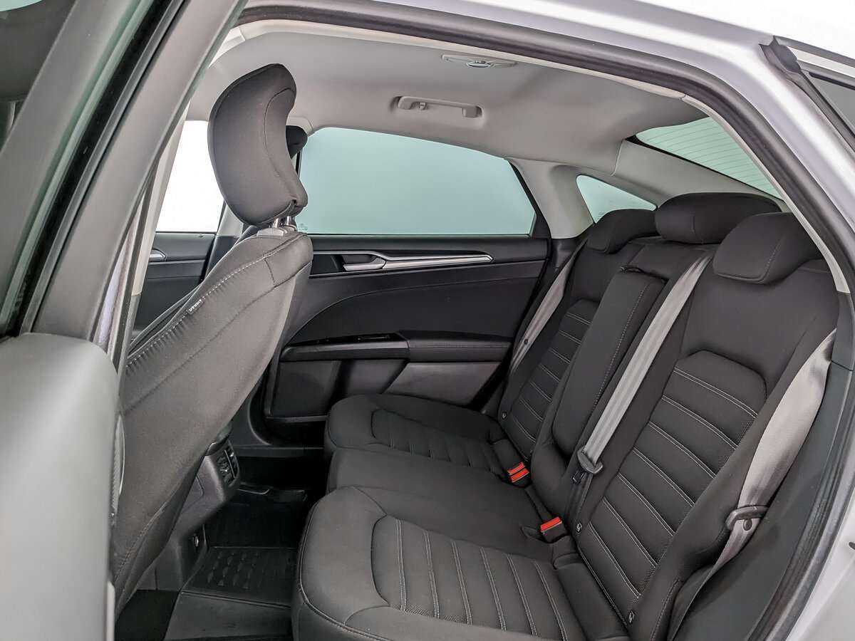 Ford Mondeo с пробегом — 2017 год. Фото: #9