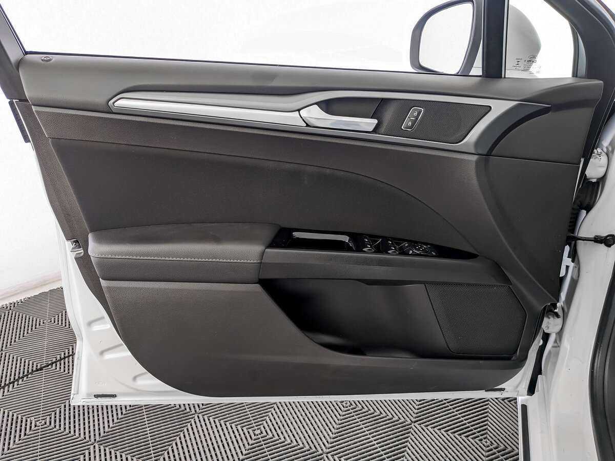 Ford Mondeo с пробегом — 2017 год. Фото: #14