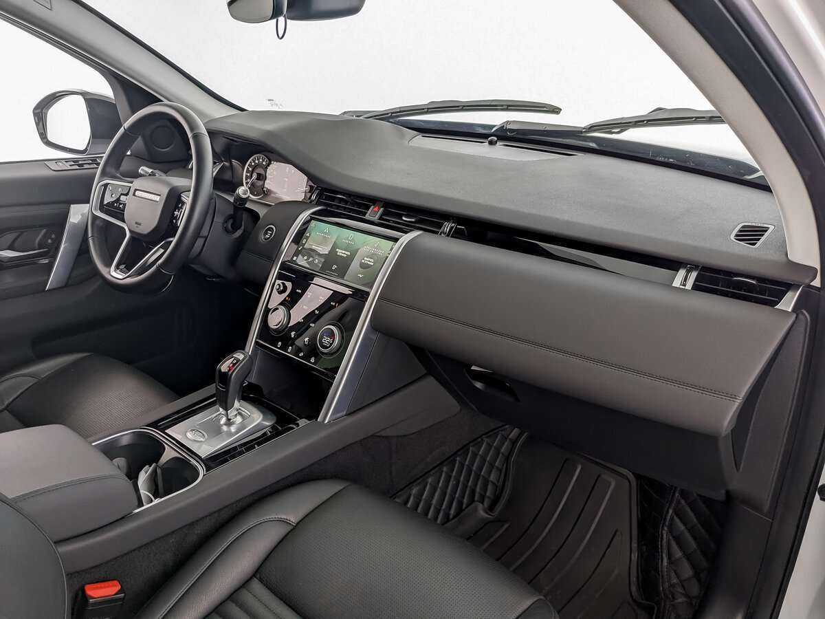 Land Rover Discovery Sport с пробегом — 2022 год. Фото: #9