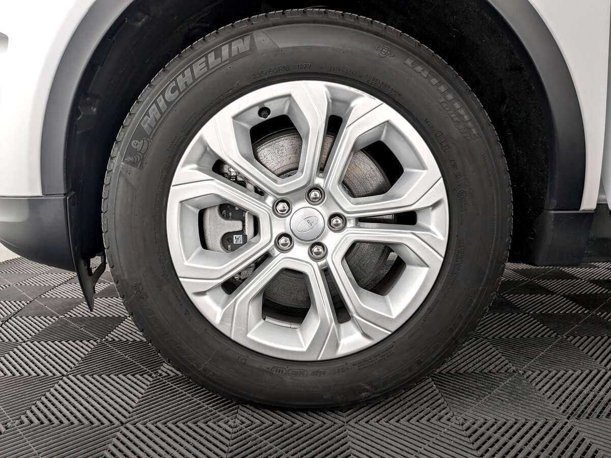 Land Rover Discovery Sport с пробегом — 2022 год. Фото: #16