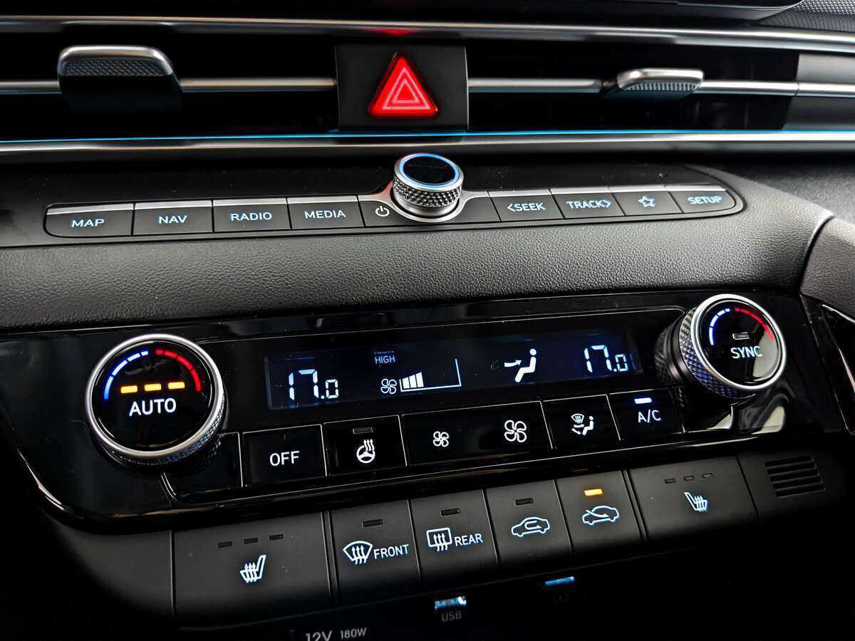 Hyundai Elantra с пробегом — 2022 год. Фото: #27