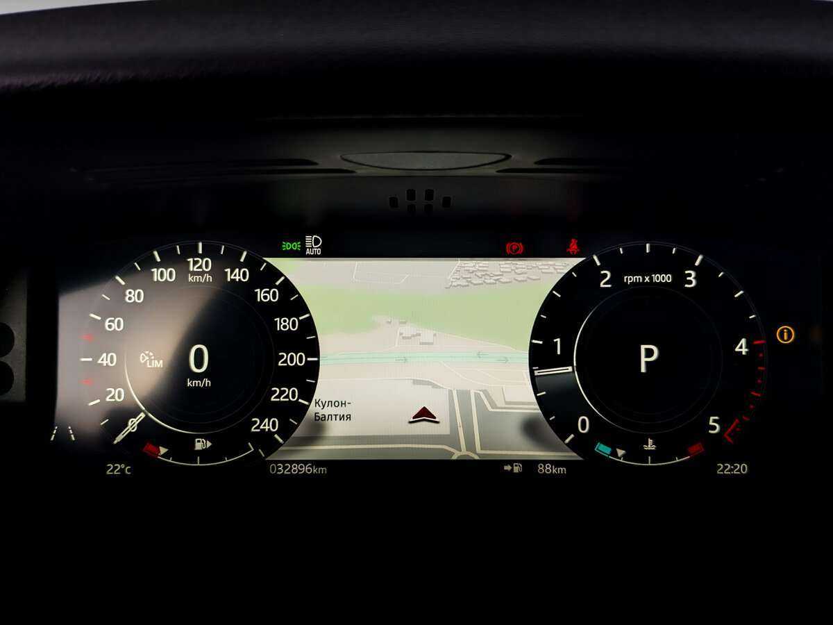 Land Rover Range Rover Velar с пробегом — 2021 год. Фото: #10