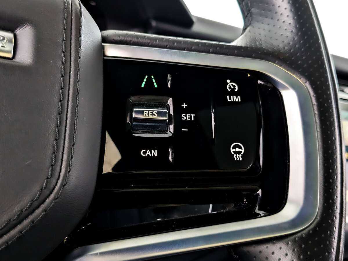 Land Rover Range Rover Velar с пробегом — 2021 год. Фото: #22