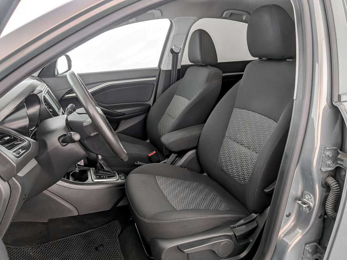 Lada (ВАЗ) Vesta с пробегом — 2021 год. Фото: #13