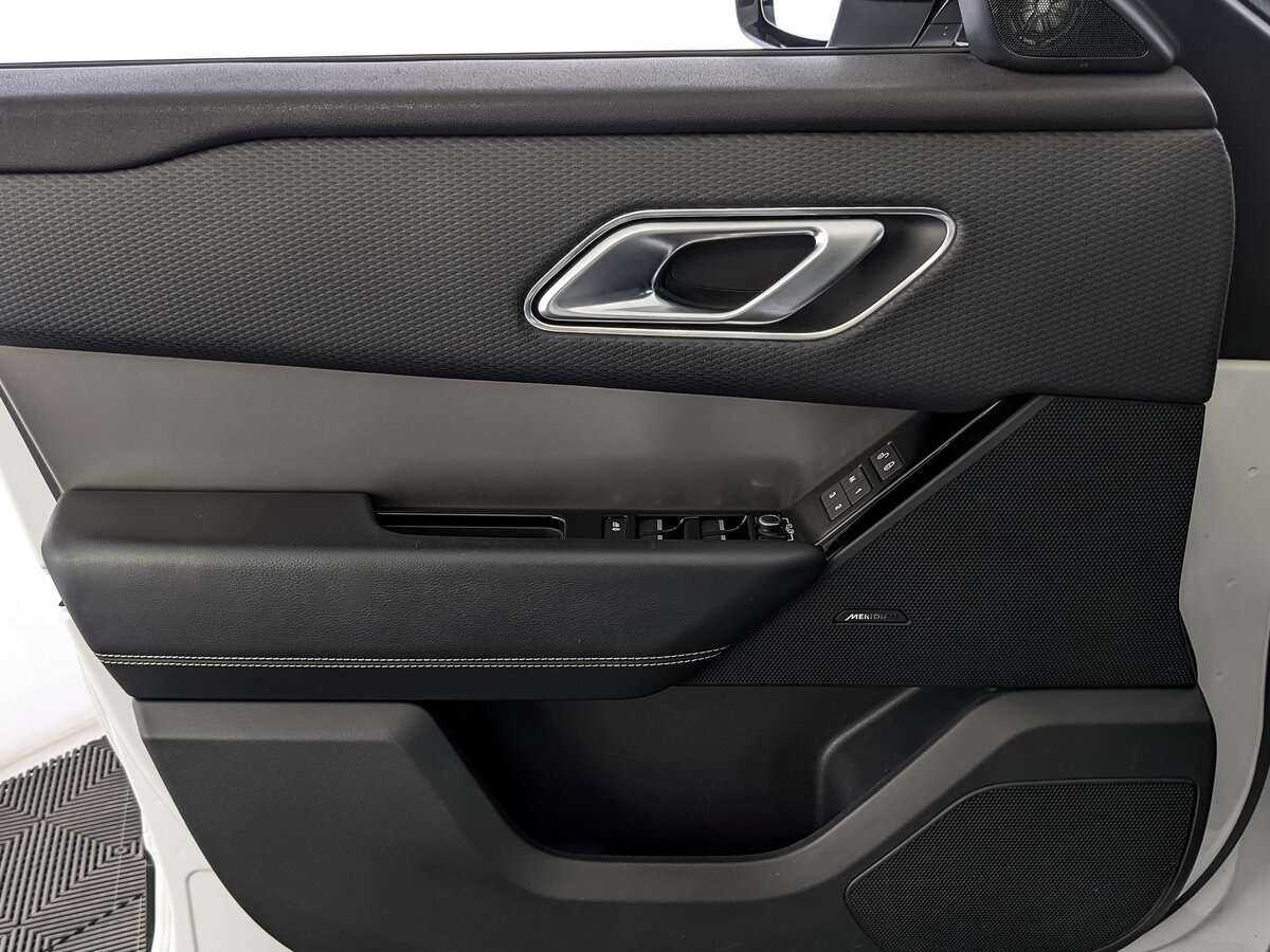Land Rover Range Rover Velar с пробегом — 2019 год. Фото: #16