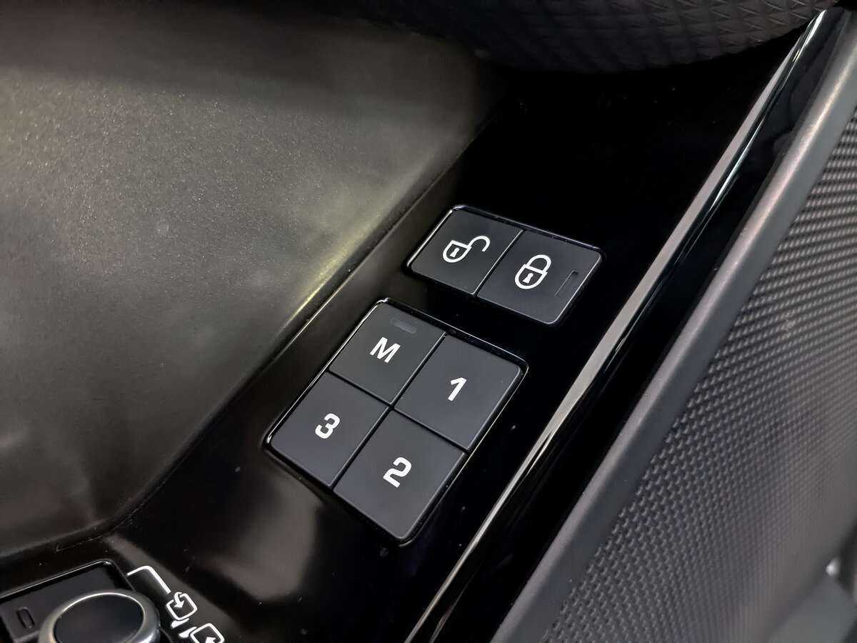 Land Rover Range Rover Velar с пробегом — 2019 год. Фото: #22