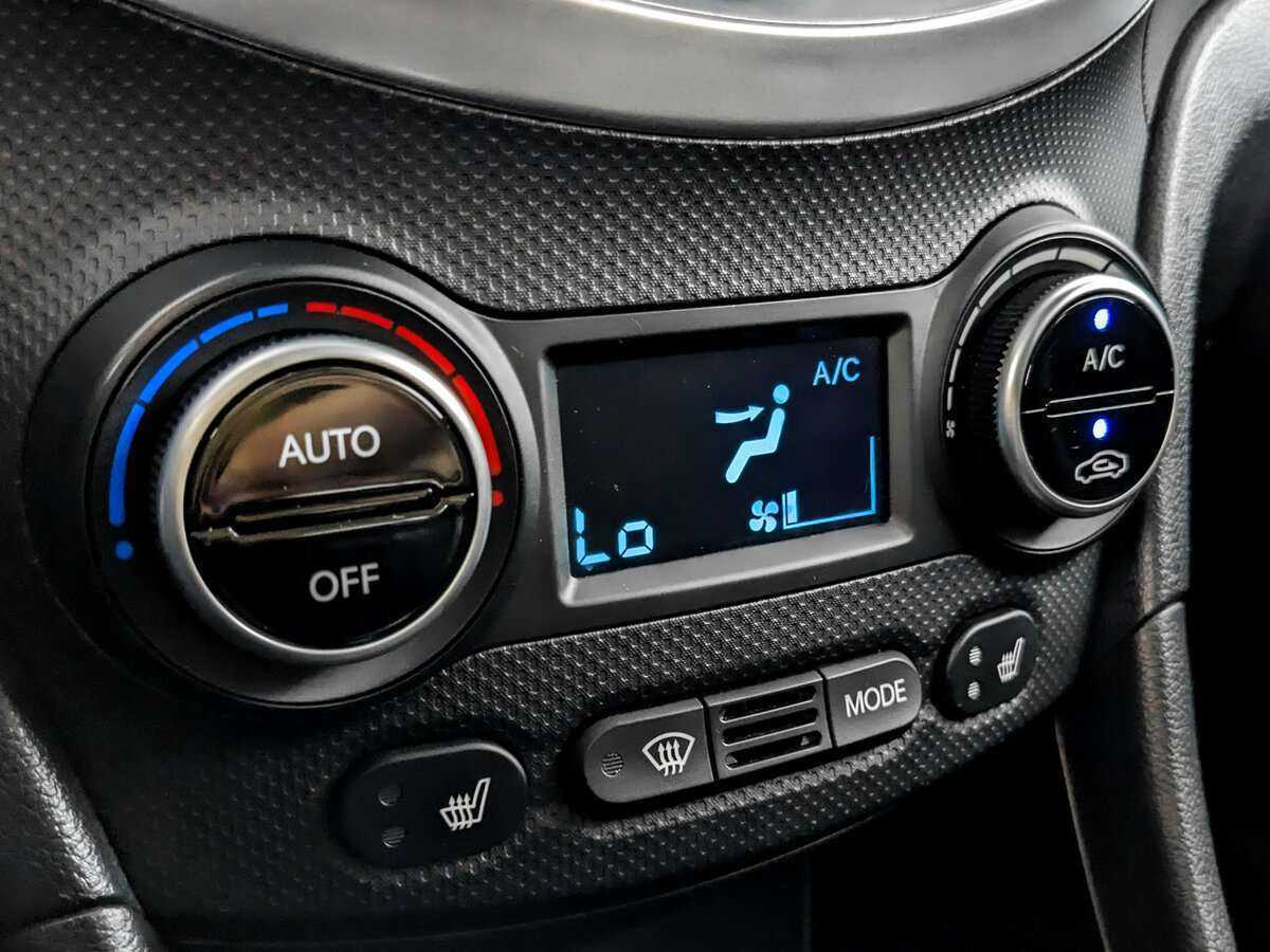 Hyundai Solaris с пробегом — 2016 год. Фото: #20