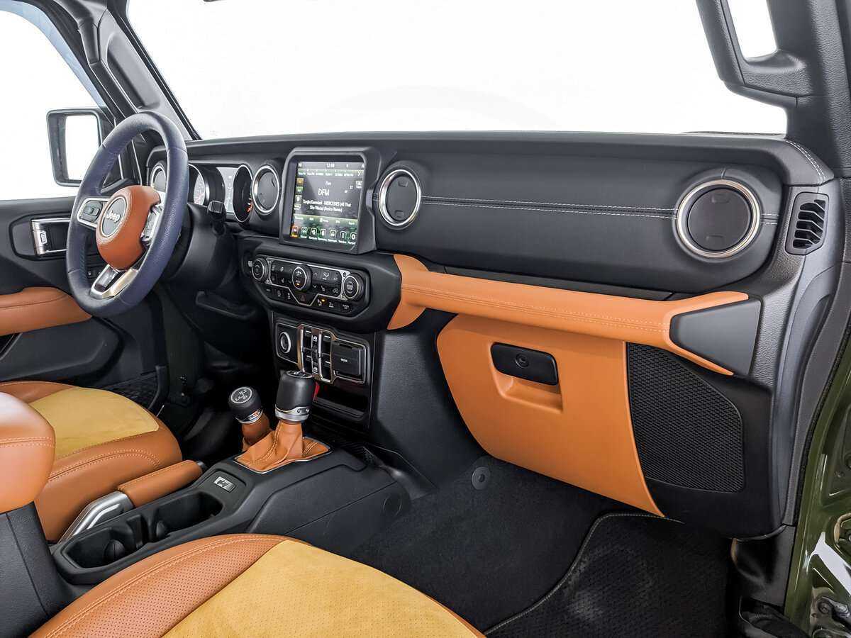 Jeep Wrangler с пробегом — 2021 год. Фото: #10