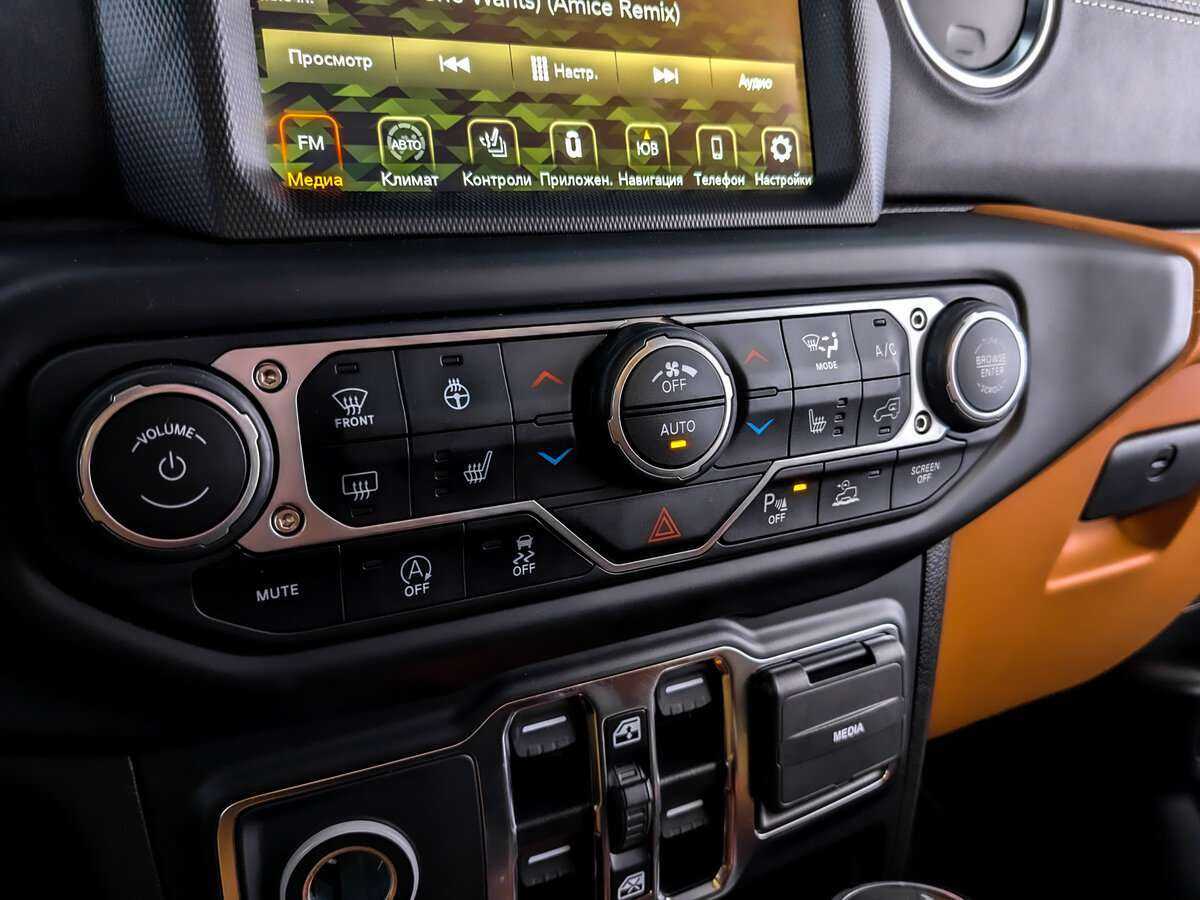 Jeep Wrangler с пробегом — 2021 год. Фото: #23