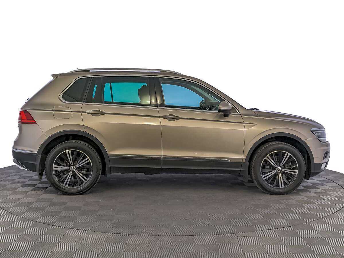Volkswagen Tiguan с пробегом — 2018 год. Фото: #3