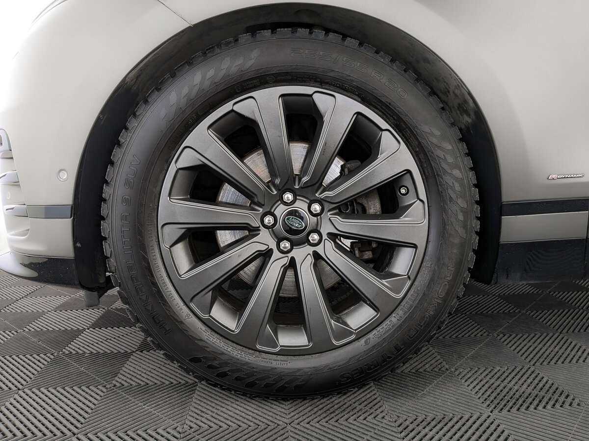 Land Rover Range Rover Velar с пробегом — 2018 год. Фото: #8