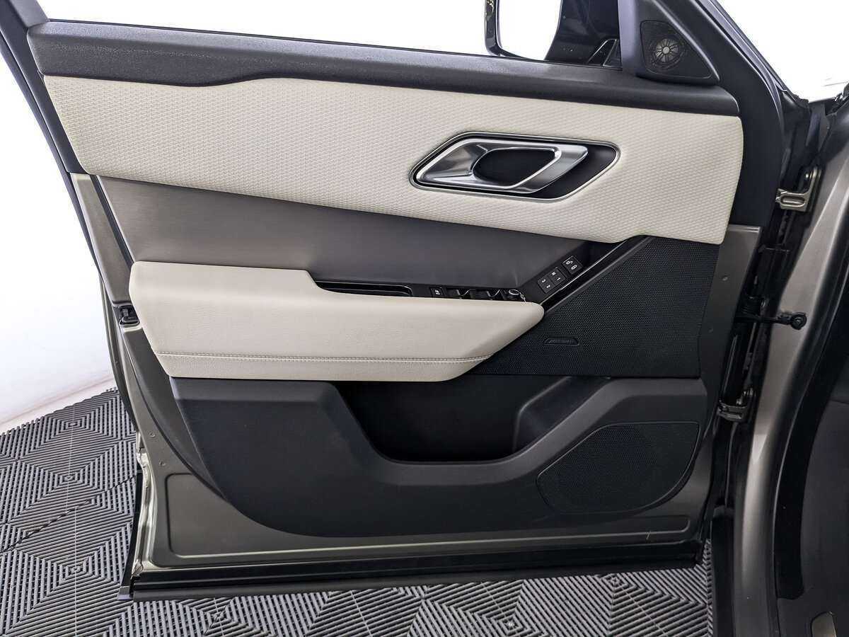 Land Rover Range Rover Velar с пробегом — 2018 год. Фото: #13