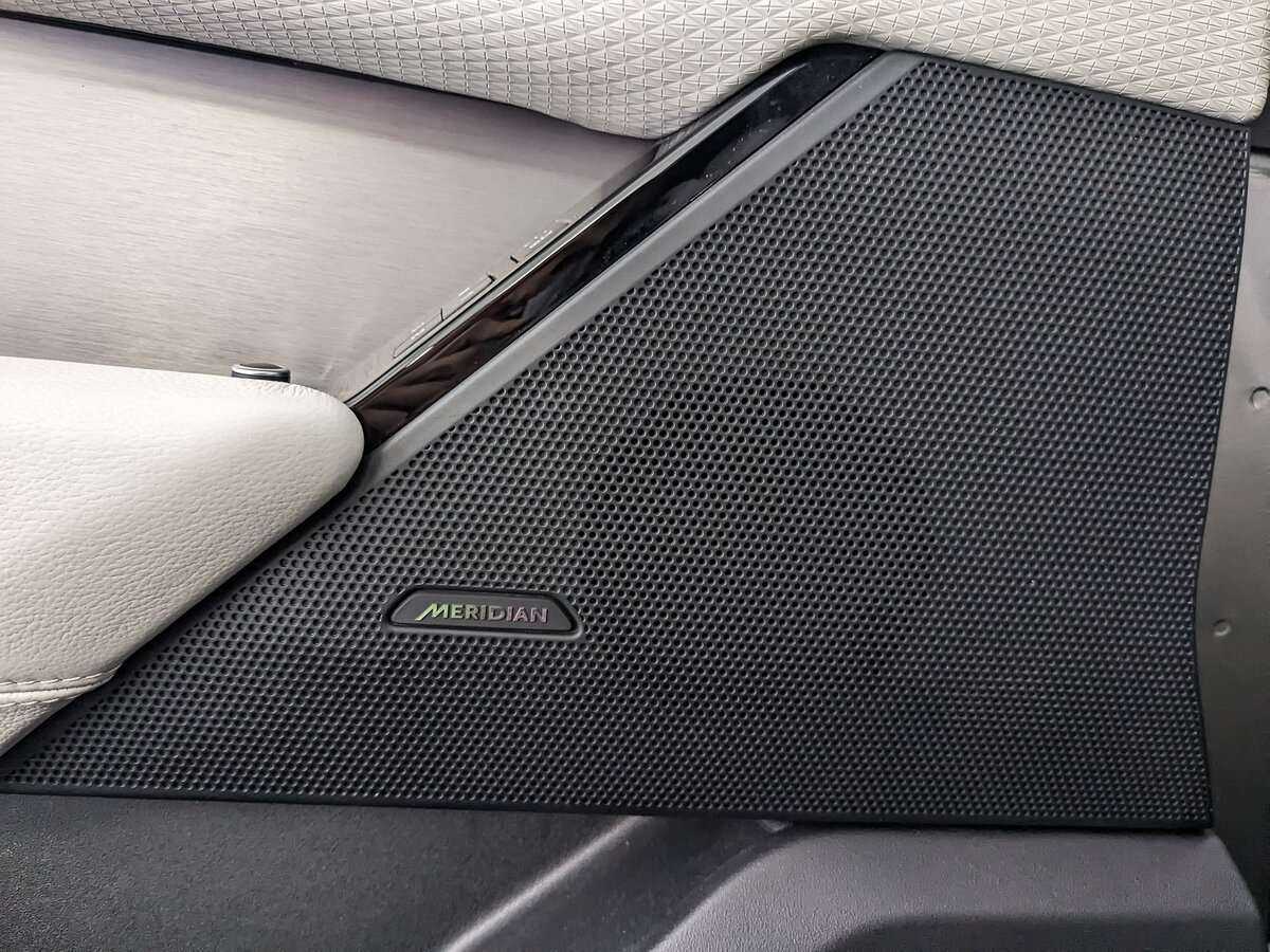 Land Rover Range Rover Velar с пробегом — 2018 год. Фото: #19