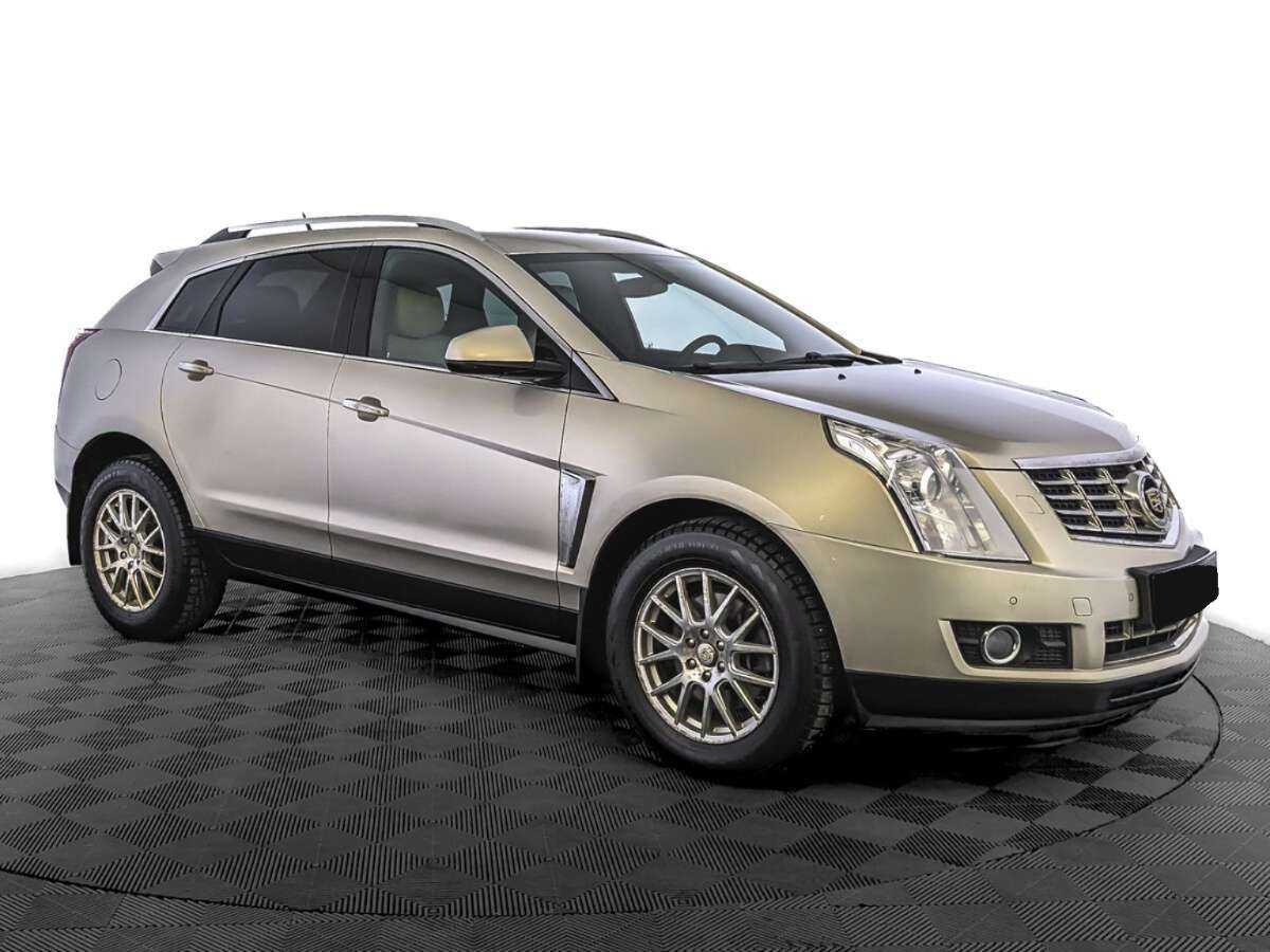Cadillac SRX с пробегом — 2014 год. Фото: #2