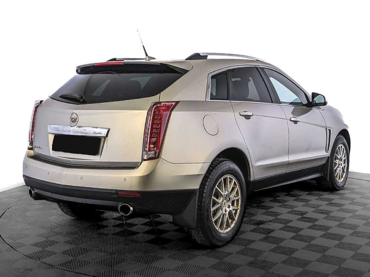 Cadillac SRX с пробегом — 2014 год. Фото: #4