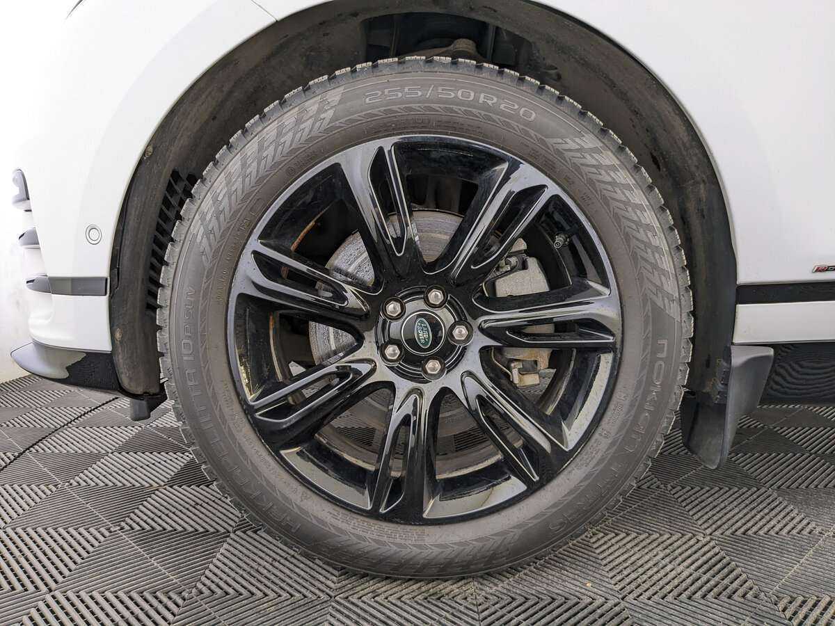 Land Rover Range Rover Velar с пробегом — 2021 год. Фото: #8