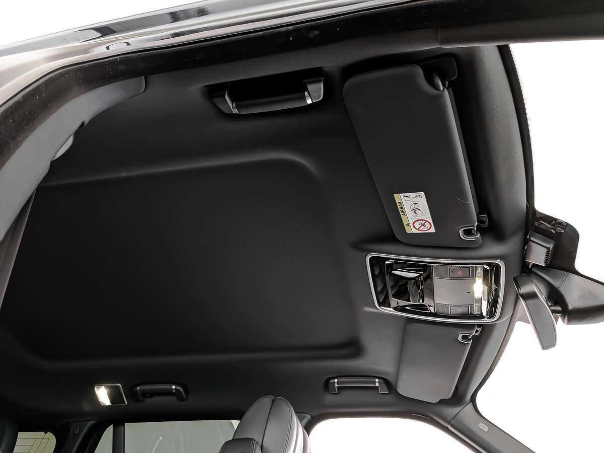 Land Rover Range Rover с пробегом — 2015 год. Фото: #18