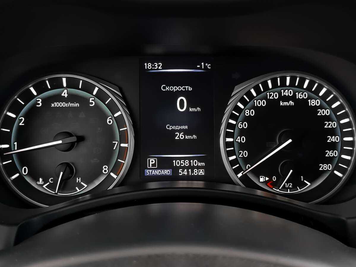 Infiniti Q50 с пробегом — 2017 год. Фото: #11