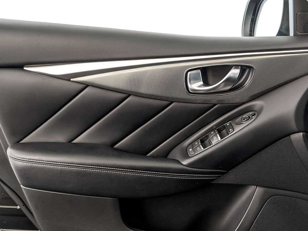 Infiniti Q50 с пробегом — 2017 год. Фото: #13