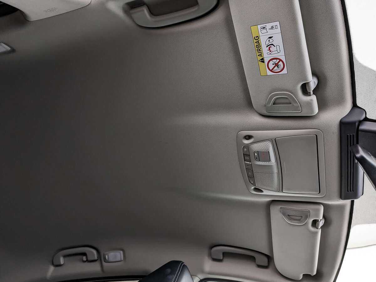 Infiniti Q50 с пробегом — 2017 год. Фото: #17