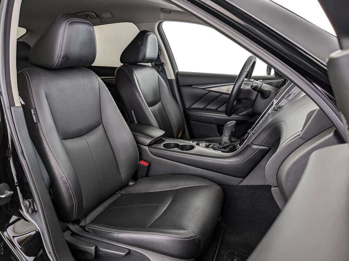 Infiniti Q50 с пробегом — 2017 год. Фото: #18