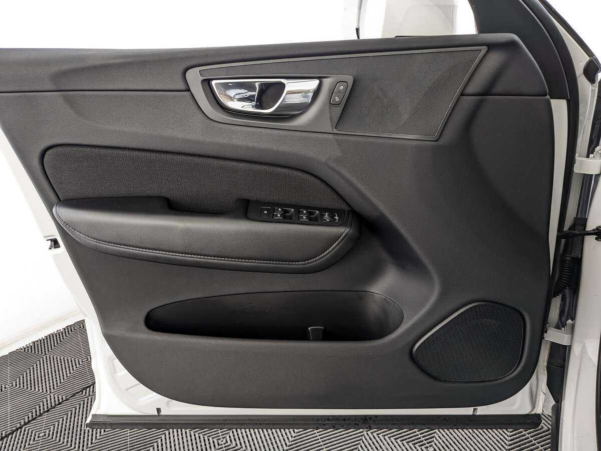 Volvo XC60 с пробегом — 2019 год. Фото: #14
